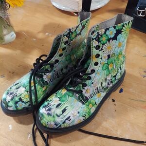RARE Dr. Martens Pascal Floral Boots